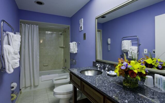 Commonwealth Park Suites Hotel