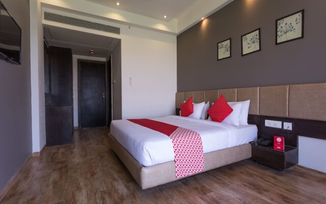 OYO 13012 Hotel HR Greens