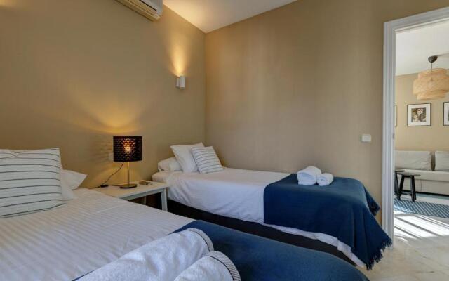 053 - Two Bed Mijas Golf Apartment With Heated Pool