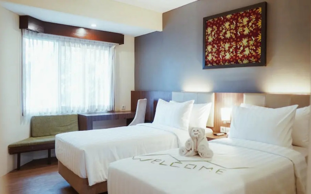 Tuwuh Hotel at Kayutangan