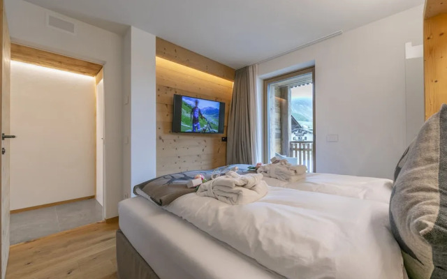 Besseghini Apartments