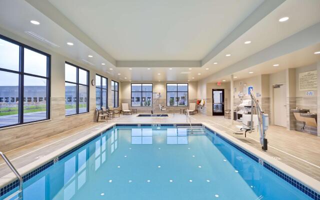 Hampton Inn Livonia Detroit