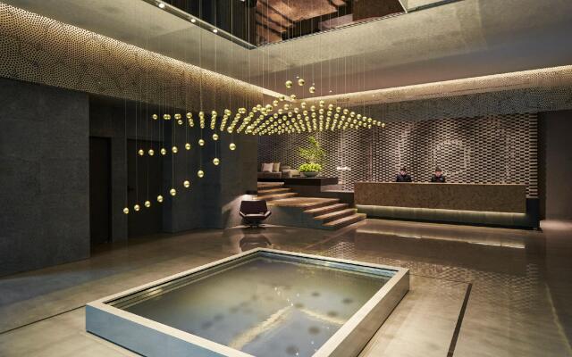 Silks Club
