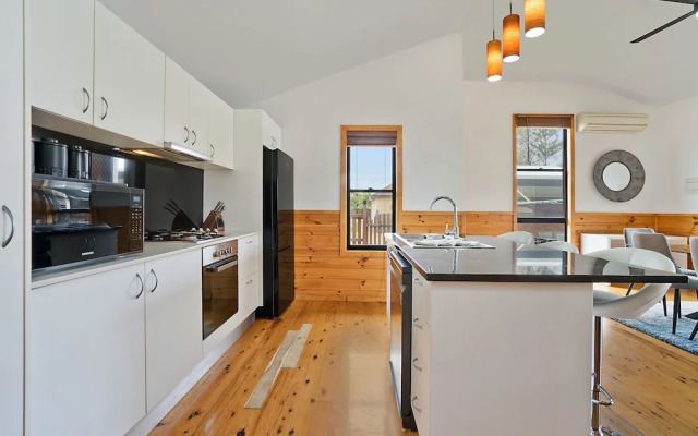 Newcastle Short Stay Apartments - Glebe Road Adamstown