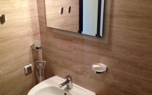 Argo Aparthotel