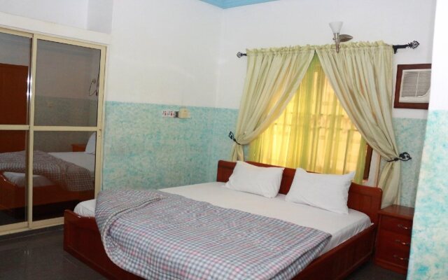 Emrosy Hotels And Suites
