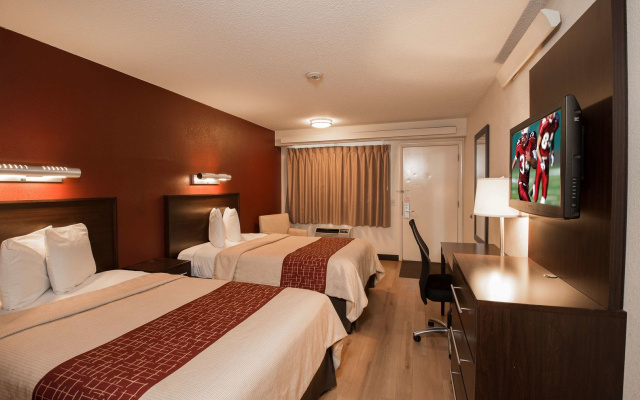 Red Roof Inn PLUS+ Chicago - Willowbrook