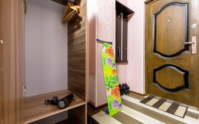 St.Petersburg Hotel Bronnitskaya 15