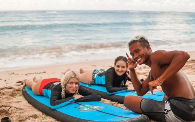 Surf & Party - Hostel Somewhere Else