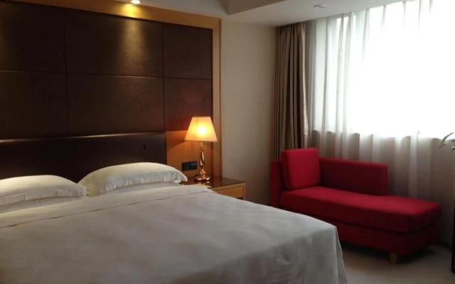 Aurum International Hotel
