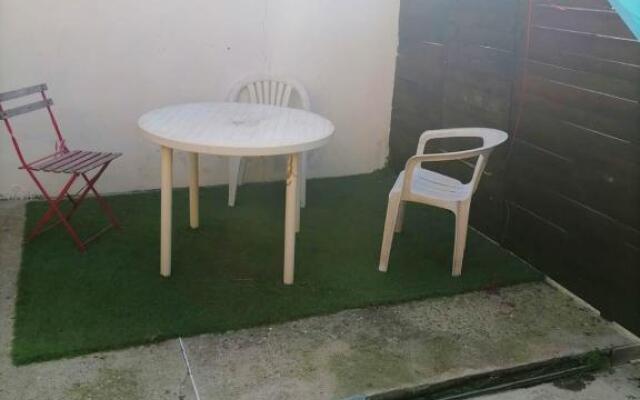 Appartement d'une chambre avec jardin clos et wifi a Avignon