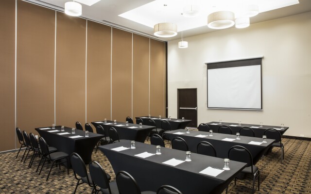Fiesta Inn Celaya Galerías