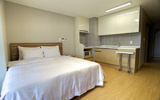 The Class 300 Condo