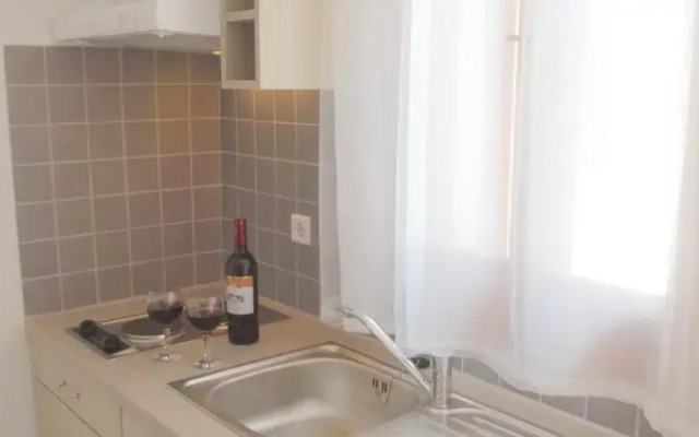 Kamakaris Rooms