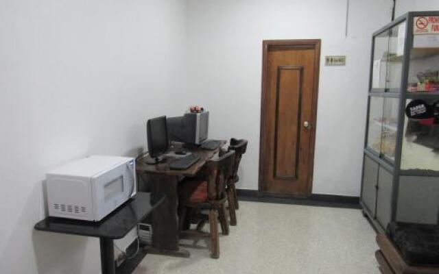 Hostal Internacional - Hostel