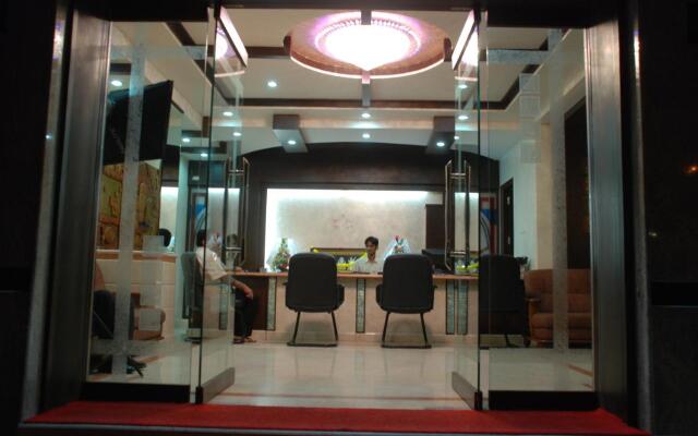 Oyo 38662 Snt Comforts Lodge