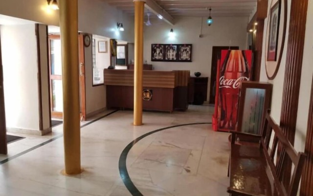 Sri Kumara Lodge