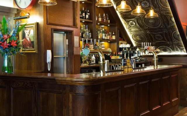 The Grafton Arms Pub & Rooms