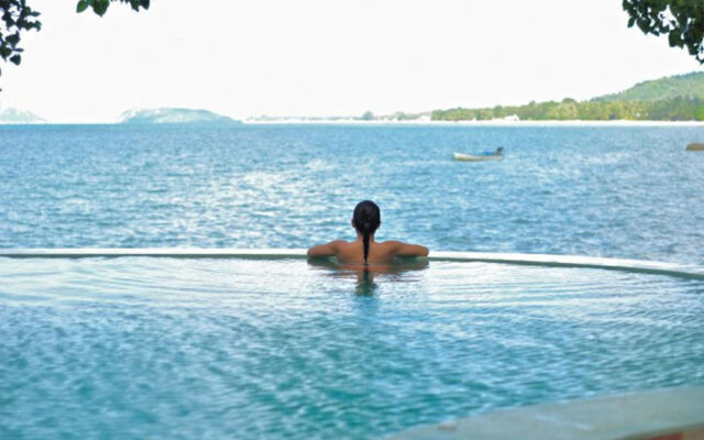 The Bay Resort & Restaurant
