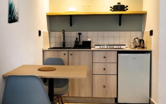 Julia's Hotel Suites