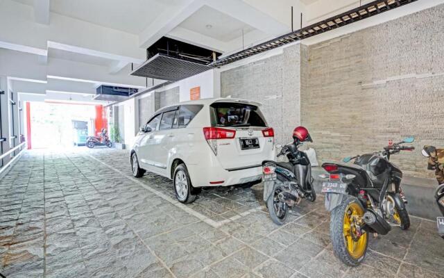 Super OYO Capital O 3905 Graha 100 Guest House Syariah