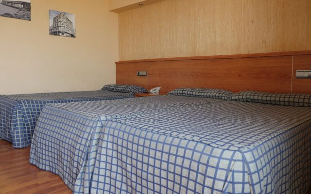 Hotel Rusadir