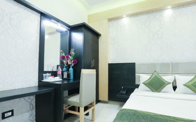 Treebo Emirates Residency