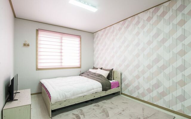 Brassica Flower Pension