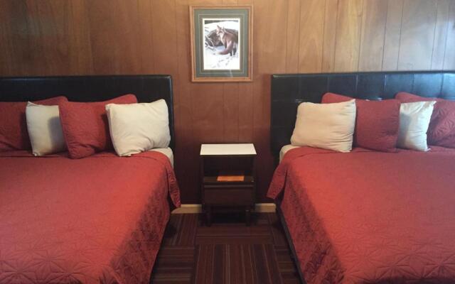 Adoba Hotel Naubinway