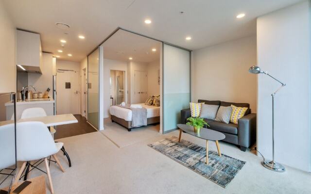 JHT - 1 BRM Apartment, Superb Central, Netflix TV