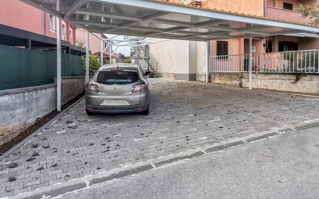Awesome Home in Fazana With Wifi and 4 Bedrooms
