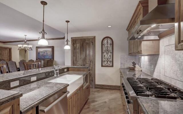 Vail Arrabelle 2 Bedroom Residence