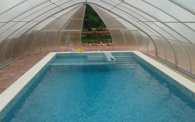 Farkasverem Vendégház