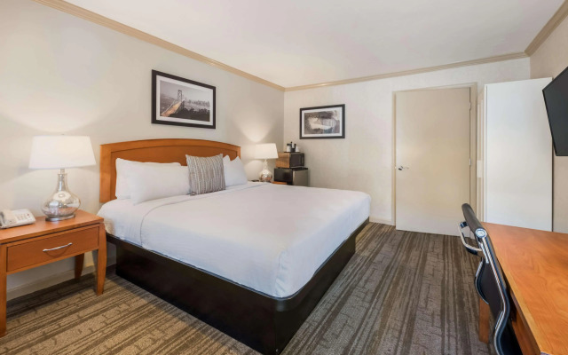 SureStay Plus Hotel by Best Western Mountain View