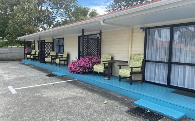 Opononi Lighthouse Motel