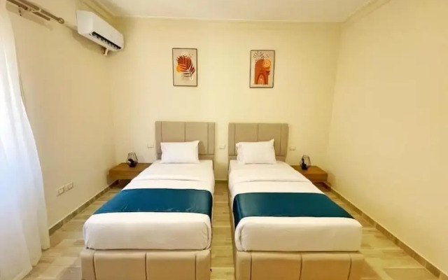 Settle Inn South 90 Apartments