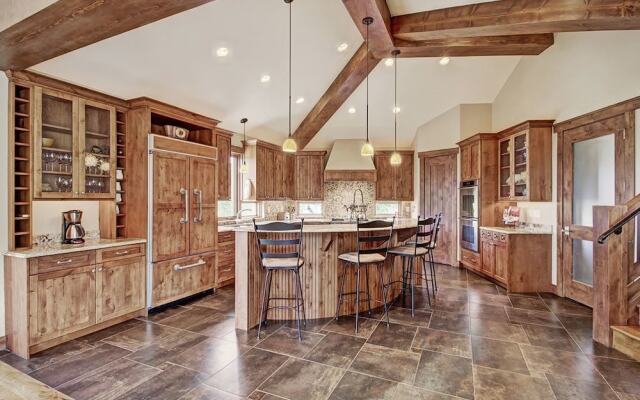 Highlands Hideaway - Private Home by RedAwning