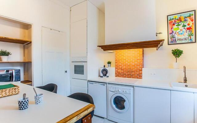 #3 Toulon CENTRE, BALCON, LUMINEUX, STATIONNEMENT FACILE, TOUT CONFORT