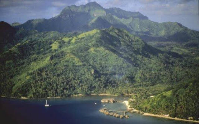 Royal Huahine Resort