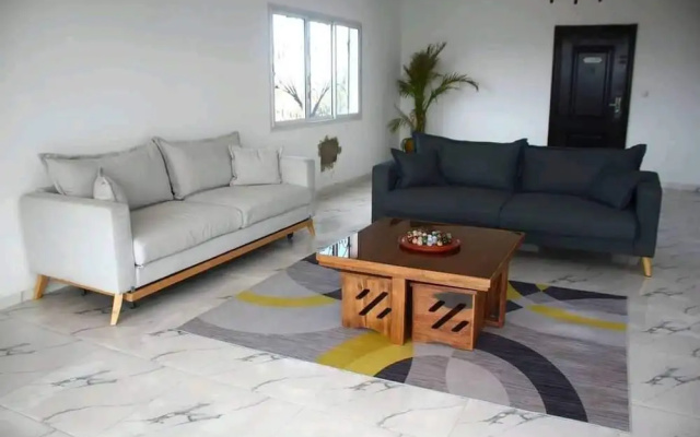 Room in Villa - Comfortable and Welcoming Suite With Terrace Overlooking the Lake