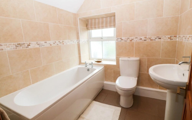 Llain Rhuttan, Pwllheli