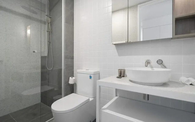 Bright Studio With Rooftop BBQ in Fremantle