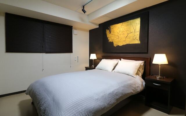 Sepia yamanote room202