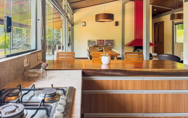 Arquitetura única na Granja Viana