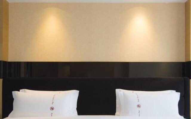 Pengker Deluxe Collection Hotel