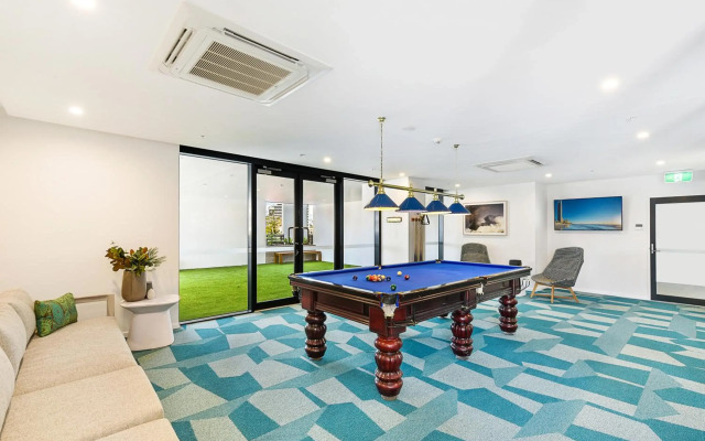 Qube Broadbeach