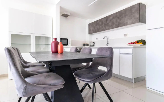 Stylish 1 Bedrooms Parking At City Gate