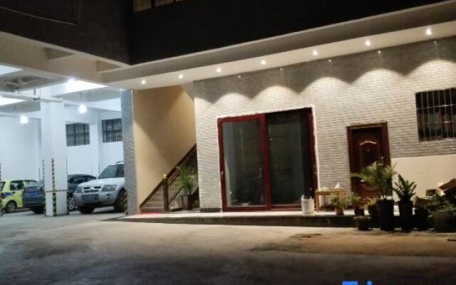 Yongren Hongyuan Hotel