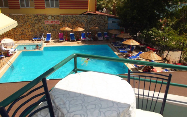 Aycan Otel