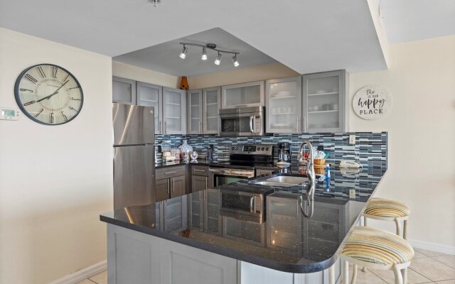 Pelican Beach 1702 1 Bedroom Condo by Pelican Beach Management